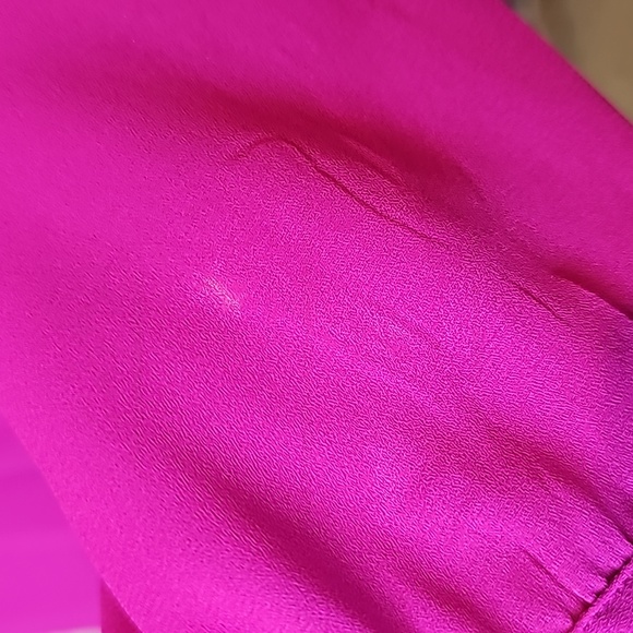 INC INTERNATIONAL CONCEPTS FUCHSIA LONG SLEEVE V NECK CROSSOVER BLOUSE - Picture 14 of 14